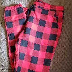 Plaid Breakout Loungers Buffalo Plaid